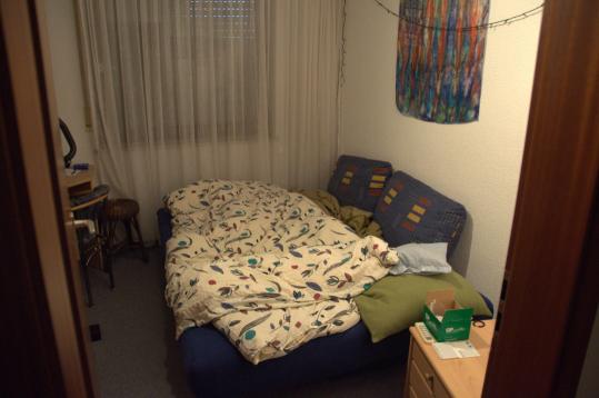 Schlafzimmer-Raum-60w_Glueh.jpeg
